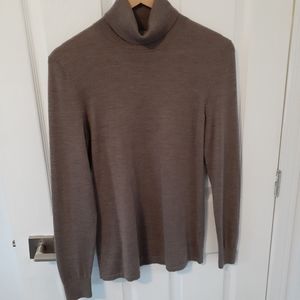 Lord & Taylor Turtleneck sweater